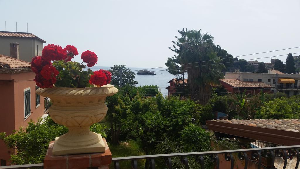 Villa Carmelas ตาออร์มินา ภายนอก รูปภาพ