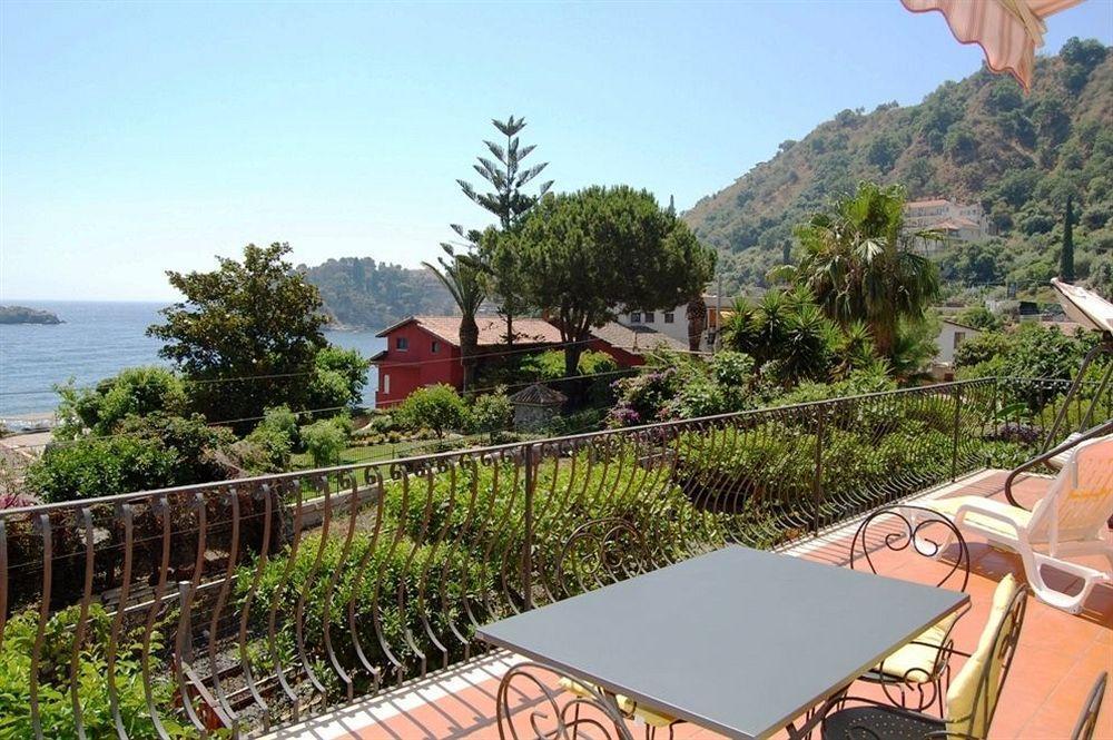 Villa Carmelas ตาออร์มินา ภายนอก รูปภาพ
